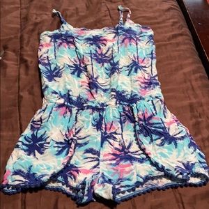 Girls Romper. EUC!